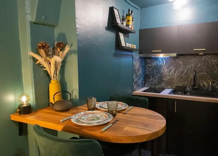 La Canopee D'honfleur, Place Sainte-catherine