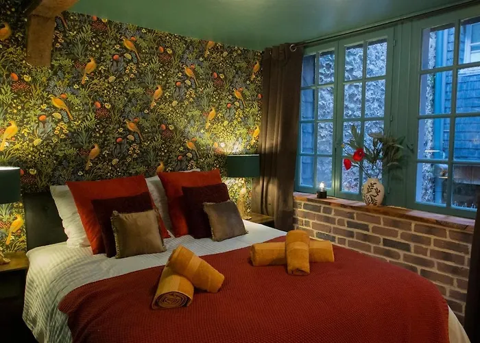 La Canopee D'honfleur, Place Sainte-catherine