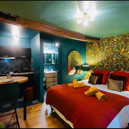 Apartment La Canopee D'honfleur, Place Sainte-catherine Honfleur